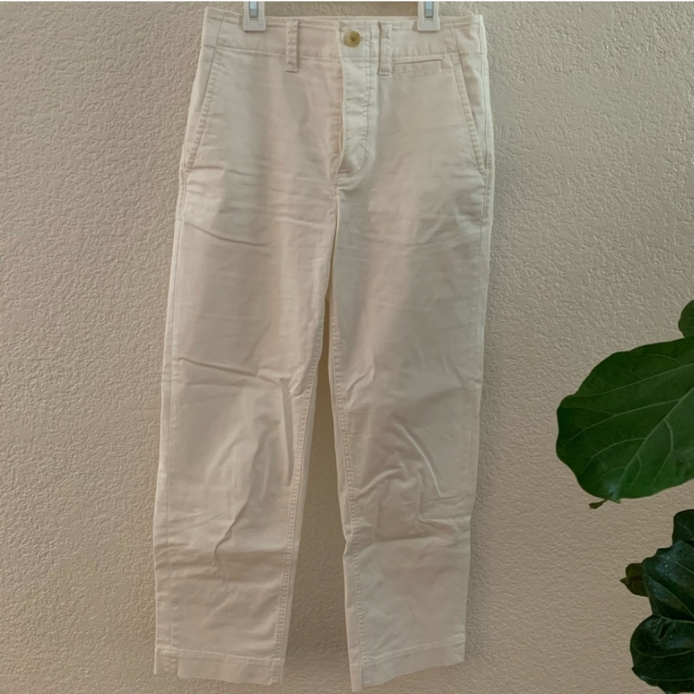 Everlane Lightweight Relaxed Chinos